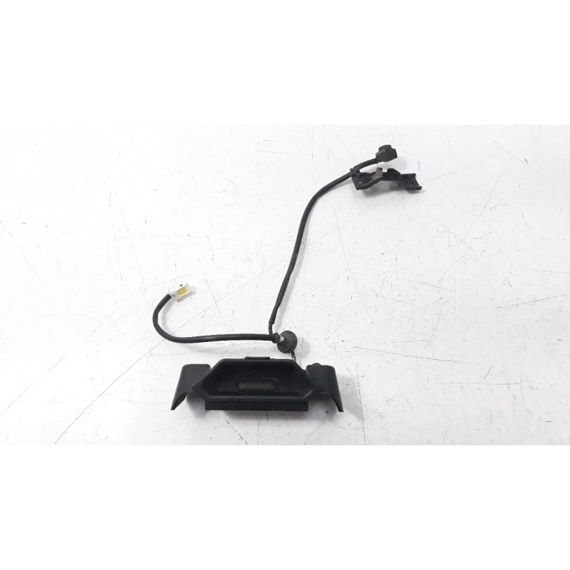 Recambio de maneta exterior porton para suzuki sx4 1.6 16v cat referencia OEM IAM 3717961M00000  
