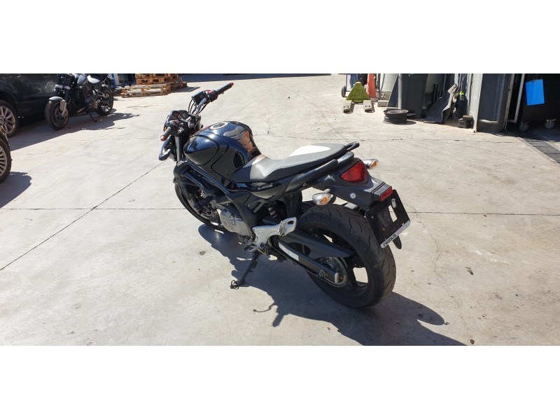 suzuki gladius 650 del año 2009