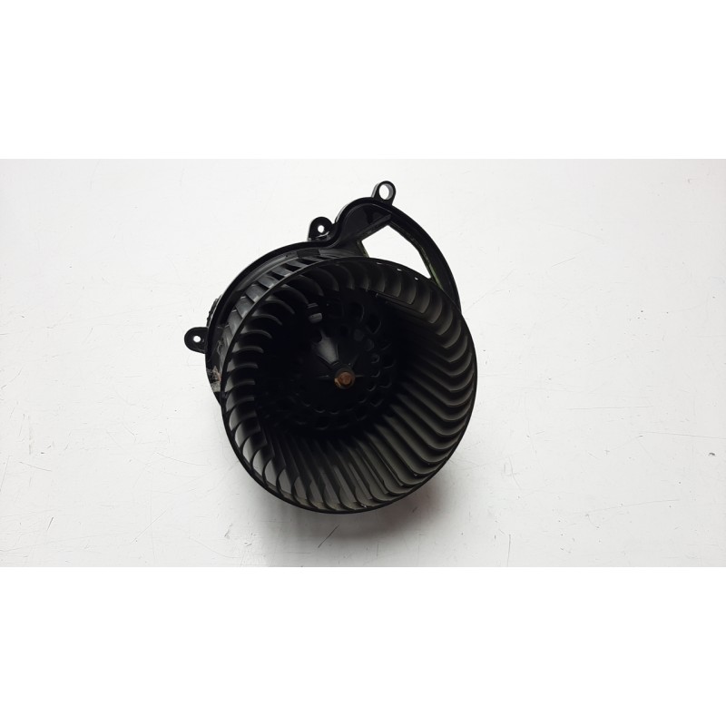 Recambio de ventilador calefaccion para renault megane iv berlina 5p 1.5 dci diesel fap energy referencia OEM IAM T52534A  