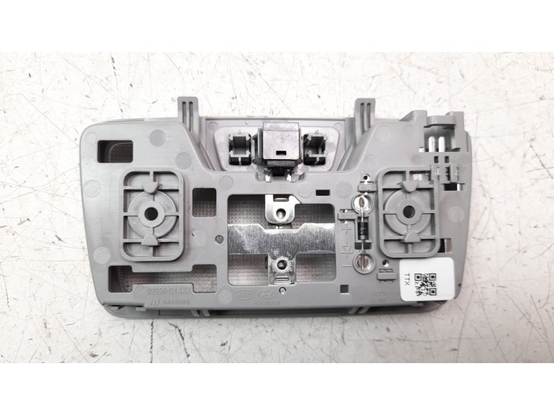Recambio de luz interior para hyundai tucson 1.7 crdi cat referencia OEM IAM 92850C1XXX  
