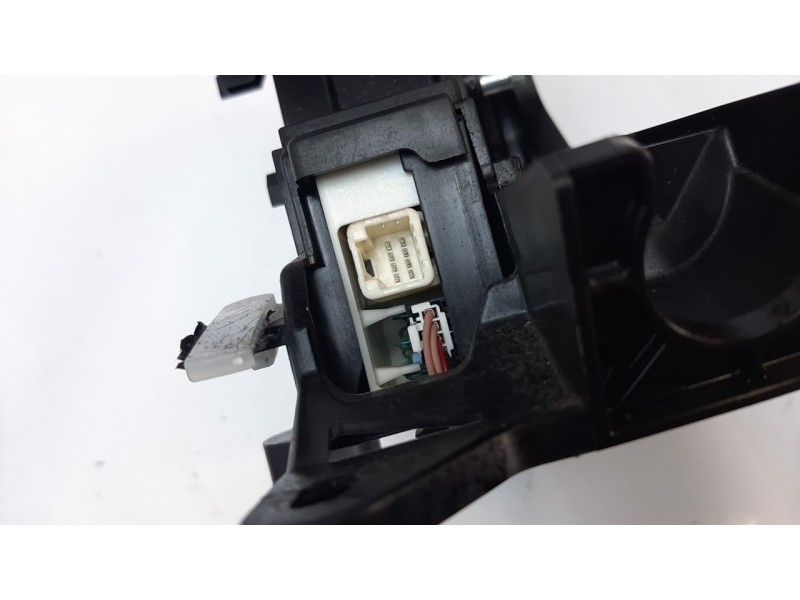 Recambio de palanca cambio para toyota yaris referencia OEM IAM J04164251  