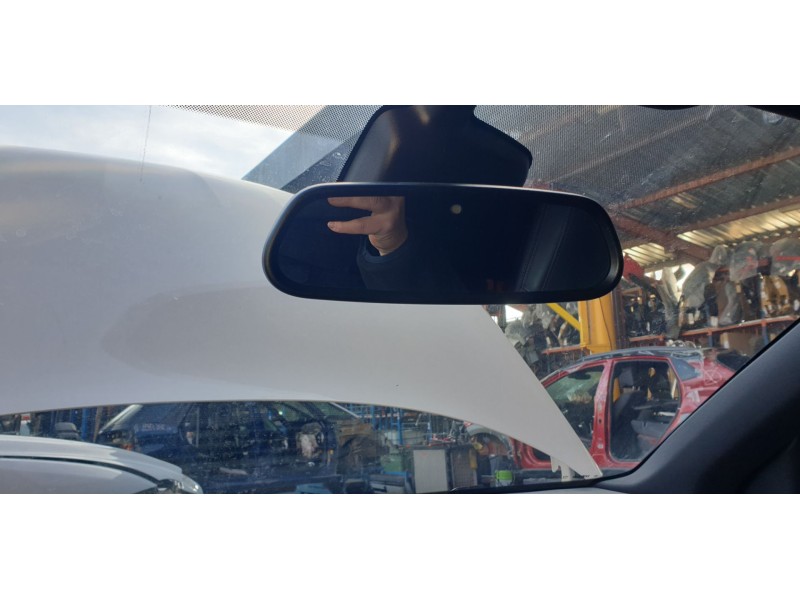 Recambio de retrovisor interior para peugeot 308 sw gt line referencia OEM IAM 9800018377  