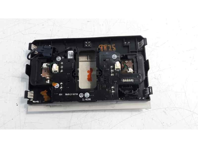 Recambio de luz interior para volkswagen passat lim. (3g2) advance bmt referencia OEM IAM 3B0035711B  
