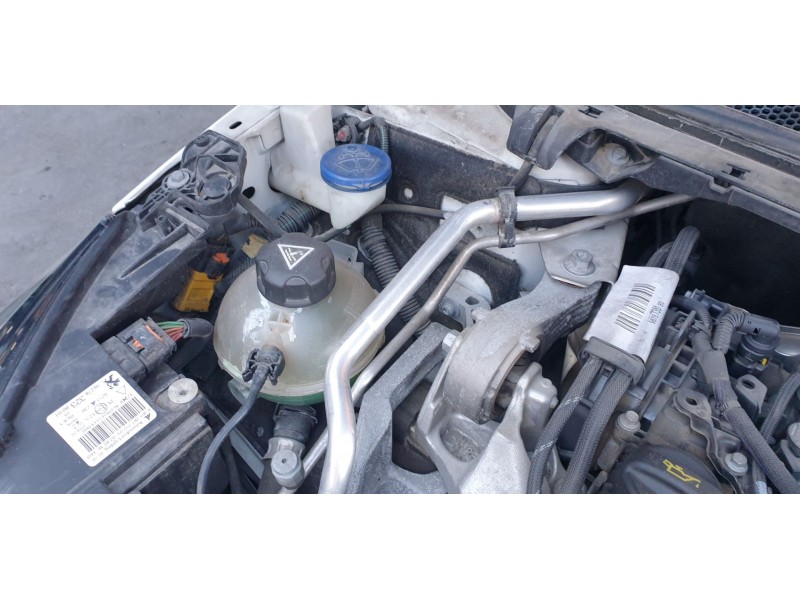 Recambio de deposito expansion para peugeot 308 sw gt line referencia OEM IAM 9678126080  