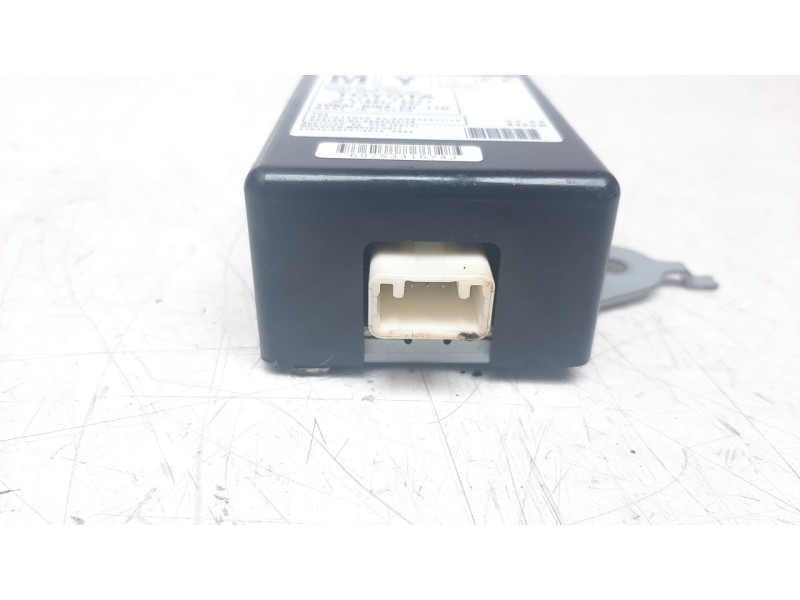 Recambio de modulo electronico para lexus is 2.5 16v cat (híbrido) referencia OEM IAM 8974053350  