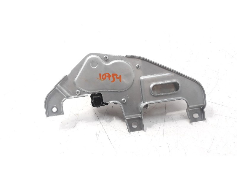 Recambio de motor limpia trasero para suzuki sx4 1.6 16v cat referencia OEM IAM 3881061M00000  