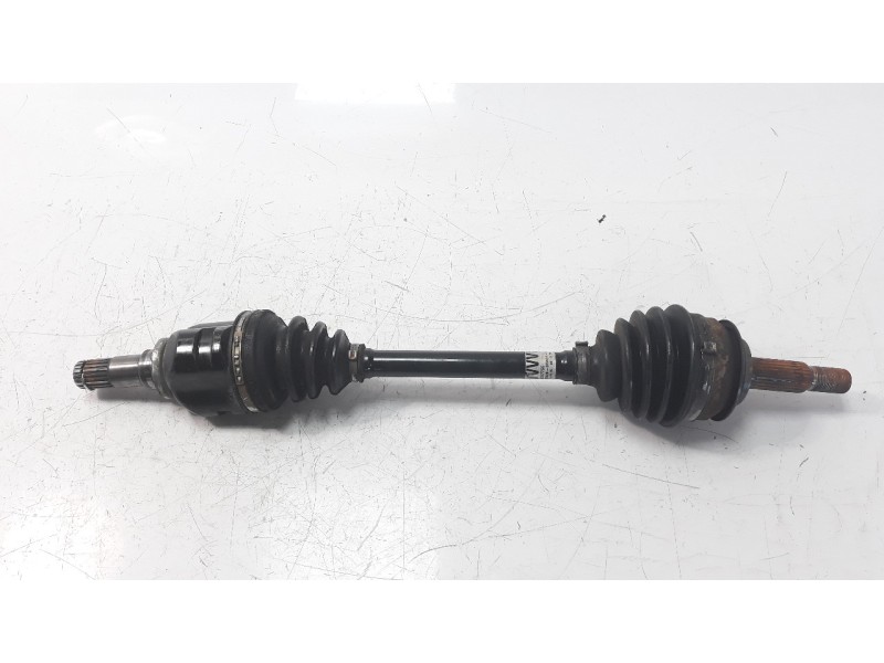 Recambio de transmision delantera izquierda para toyota yaris referencia OEM IAM 434200D411  