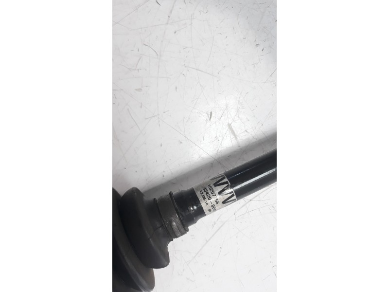 Recambio de transmision delantera izquierda para toyota yaris referencia OEM IAM 434200D411  