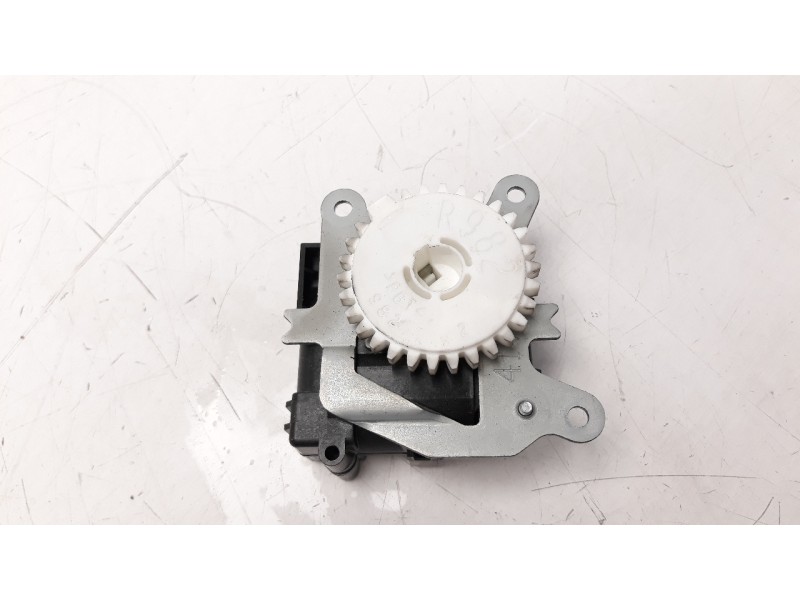 Recambio de motor calefaccion para toyota rav 4 referencia OEM IAM 0638002120  
