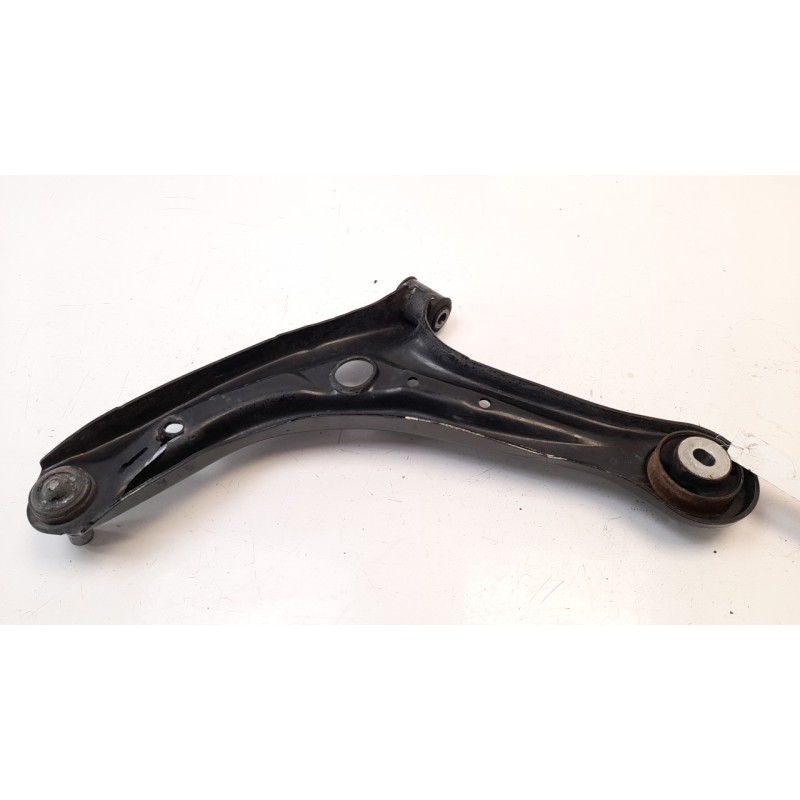 Recambio de brazo suspension inferior delantero derecho para ford ka+ 1.2 ti-vct cat (3 cil.) referencia OEM IAM E4B13042A2D  