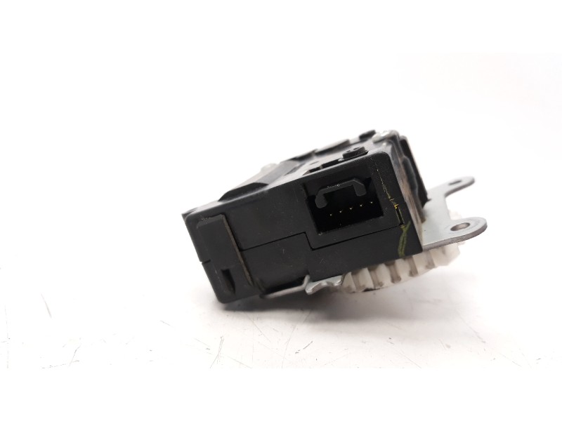 Recambio de motor calefaccion para toyota rav 4 referencia OEM IAM 0638002120  