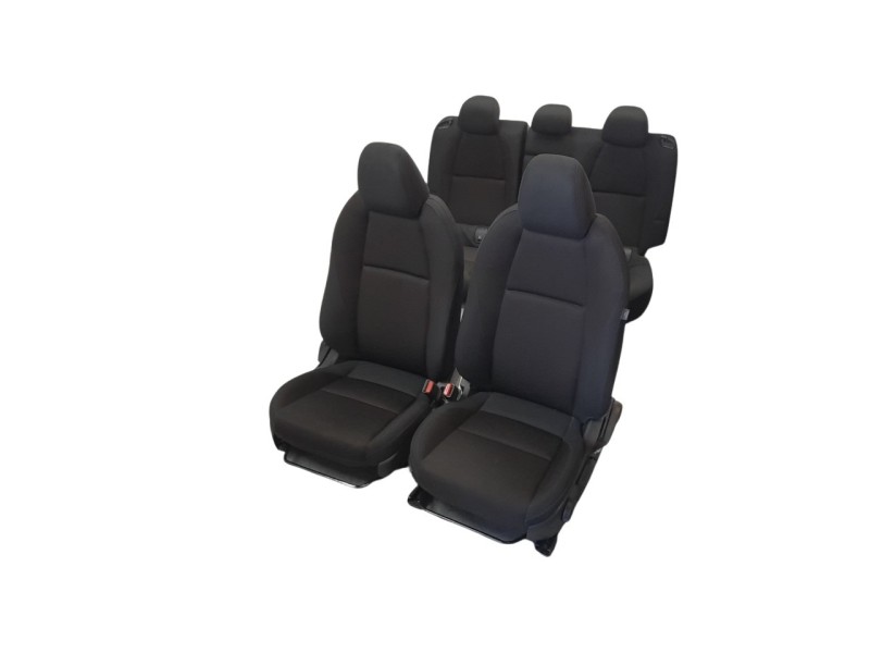 Recambio de juego asientos completo para mazda 3 sedán (bp) evolution referencia OEM IAM BDGF88162  
