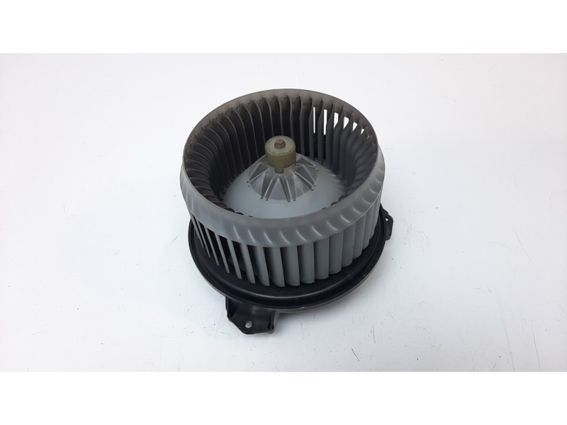 Recambio de ventilador calefaccion para toyota yaris referencia OEM IAM 871030D220 34306 