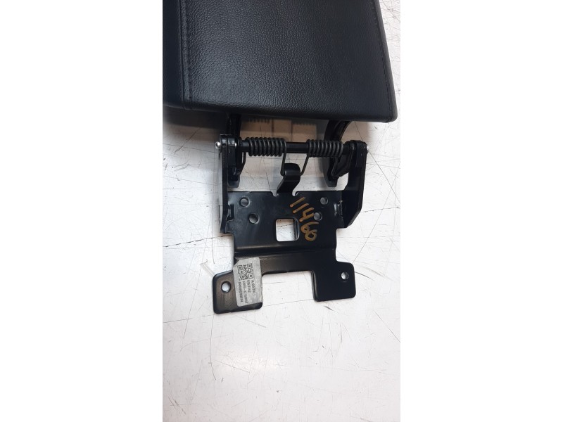 Recambio de apoyabrazos central para hyundai tucson referencia OEM IAM 84660N7100NNB  