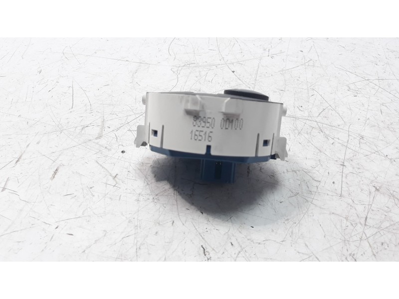 Recambio de warning para toyota yaris referencia OEM IAM 839500D100  