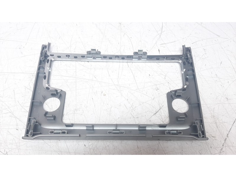 Recambio de moldura para volkswagen polo (6c1) crosspolo referencia OEM IAM 6C0858071  