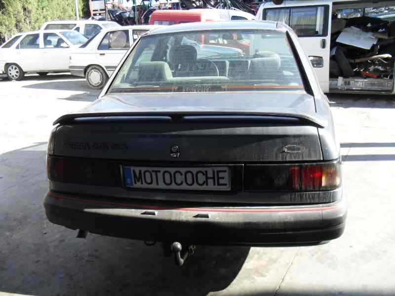 ford sierra berlina del año 1991