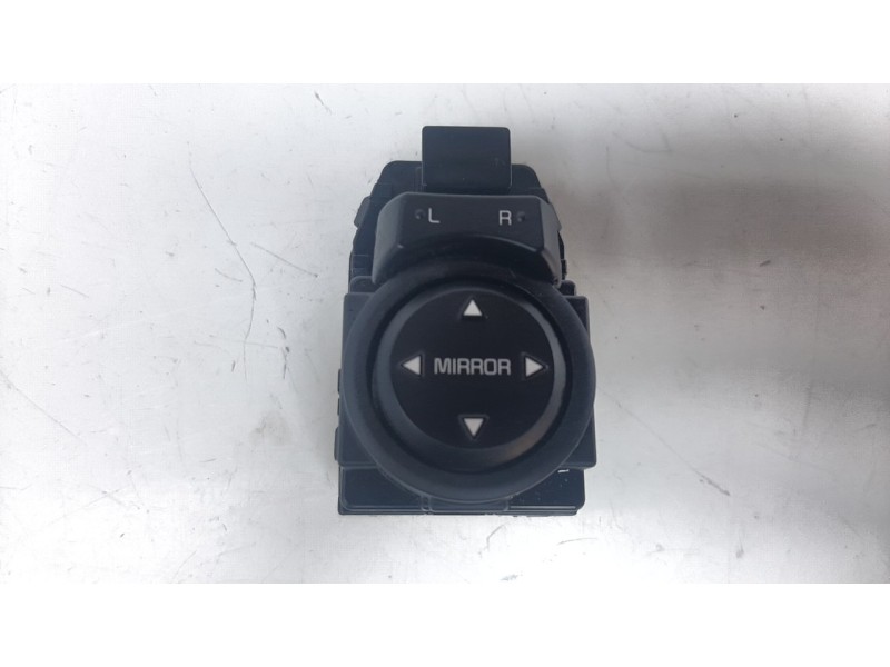 Recambio de mando retrovisor para kia stonic (ybcuv) referencia OEM IAM 4D64801160  