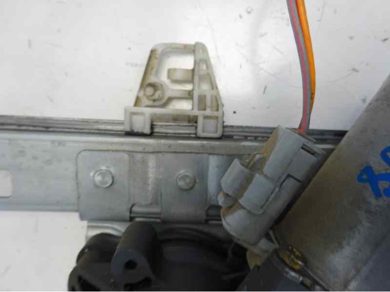 Recambio de elevalunas delantero izquierdo para peugeot 206 berlina xr referencia OEM IAM 9221E7 PT37AL 