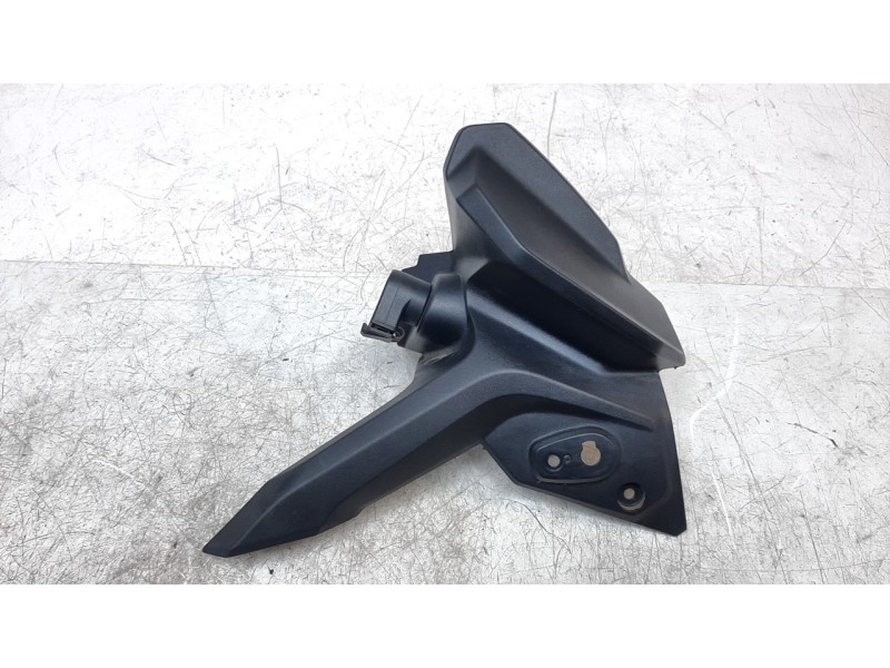 Recambio de moldura para bmw f 850 gs f 850 adventure referencia OEM IAM 4663276487  
