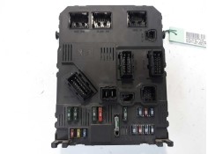 Recambio de caja reles / fusibles para peugeot 206 berlina xr referencia OEM IAM 9646777380 S118085210 