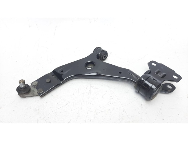 Recambio de brazo suspension inferior delantero izquierdo para ford kuga (cbs) 2.0 tdci cat referencia OEM IAM CV613A424AAC  ZWD
