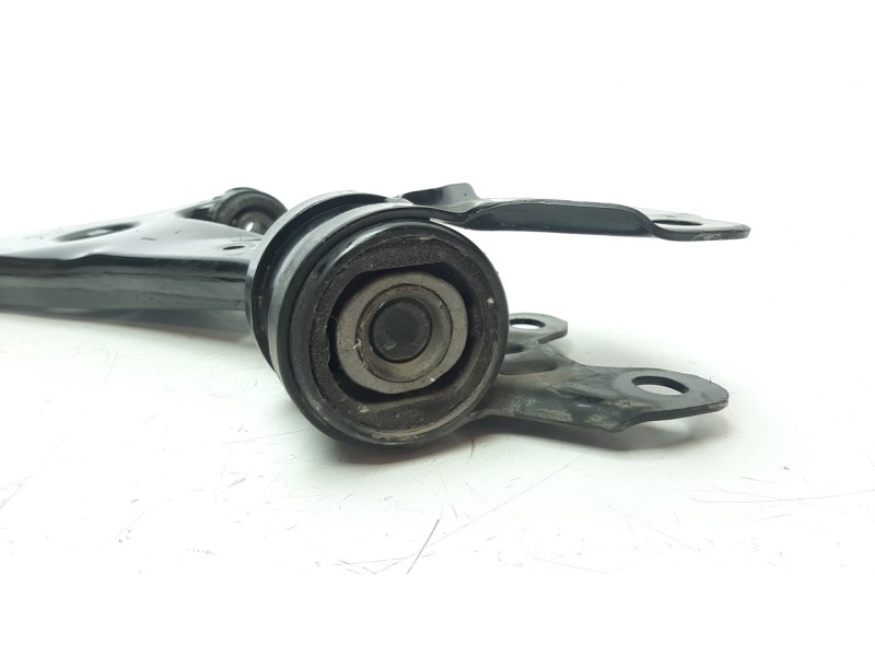 Recambio de brazo suspension inferior delantero izquierdo para ford kuga (cbs) 2.0 tdci cat referencia OEM IAM CV613A424AAC  ZWD