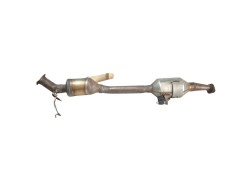 Recambio de catalizador para toyota corolla (e21) referencia OEM IAM 30Y28   2