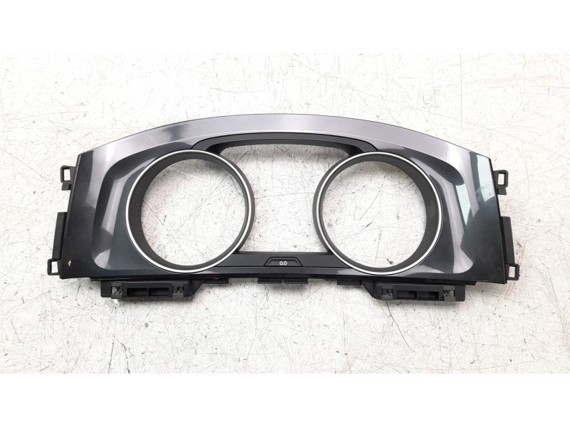 Recambio de moldura para volkswagen golf vii lim. (bq1) 1.6 tdi referencia OEM IAM 5G0857059  