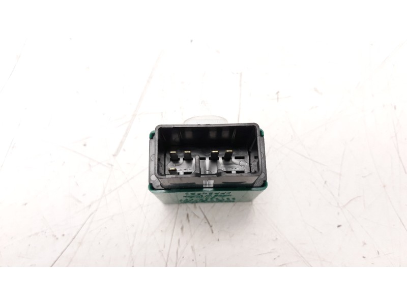 Recambio de rele para toyota rav 4 referencia OEM IAM 895A147020 0618001031 