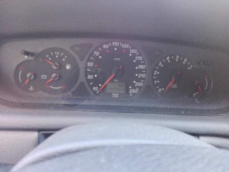 citroen c5 berlina del año 2002