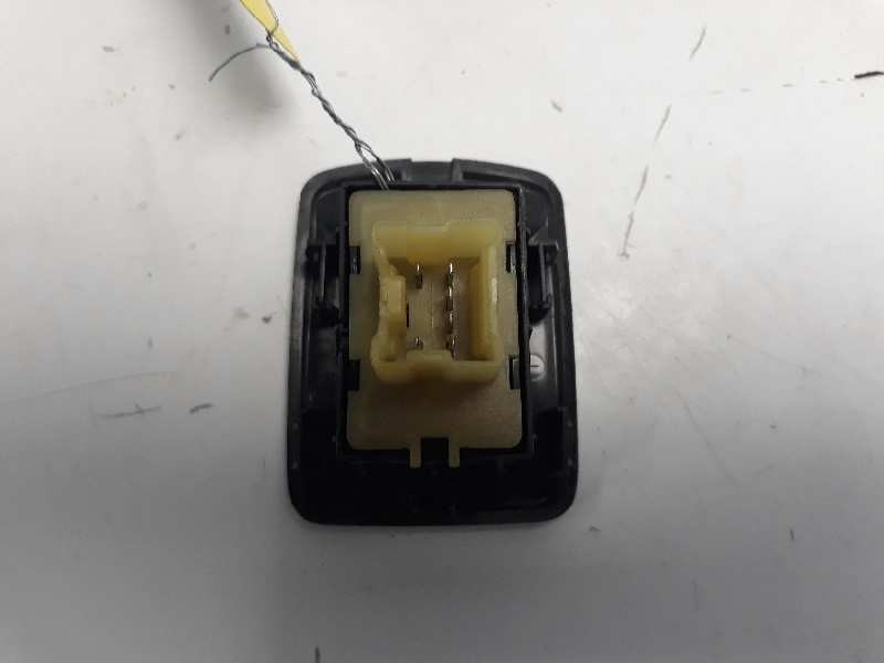 Recambio de mando elevalunas delantero derecho para dacia dokker ambiance referencia OEM IAM 254217475R  