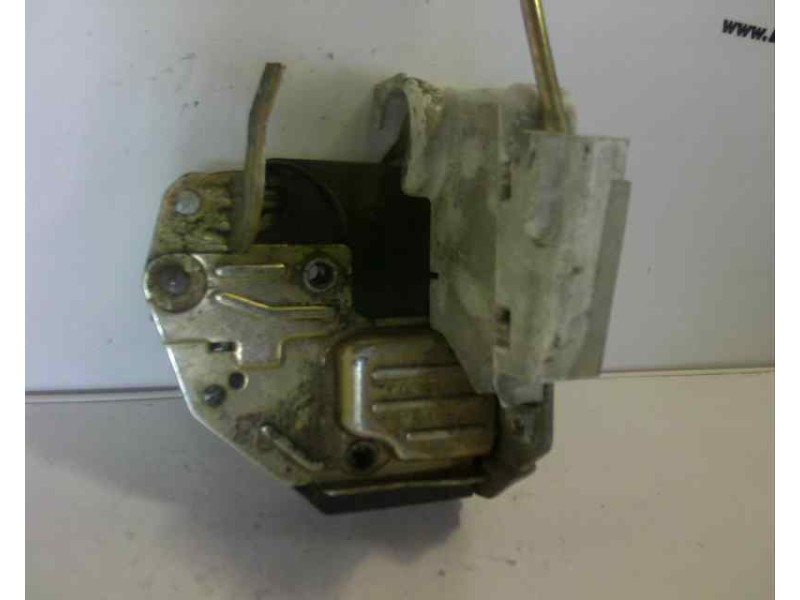 Recambio de cerradura puerta delantera derecha para mercedes-benz clase c (w202) berlina referencia OEM IAM   