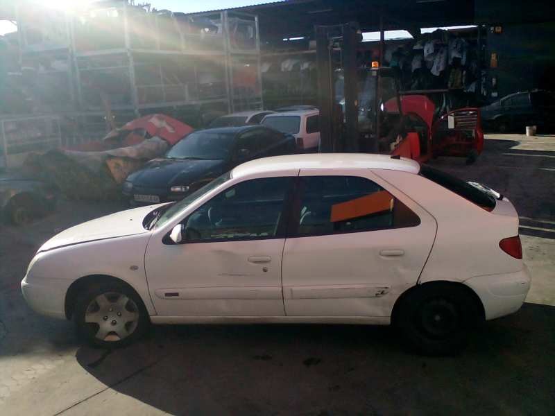 citroen xsara berlina del año 2001