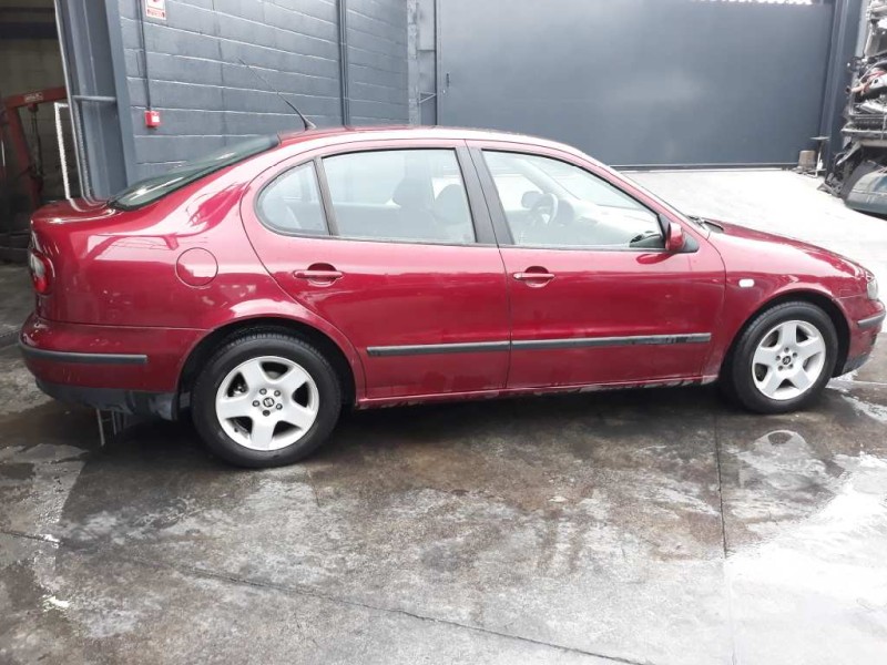 seat toledo (1m2) del año 2000