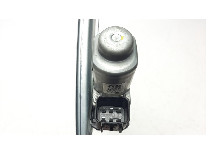 Recambio de elevalunas delantero izquierdo para ford ka+ 1.2 ti-vct cat (3 cil.) referencia OEM IAM E3B5A23201  