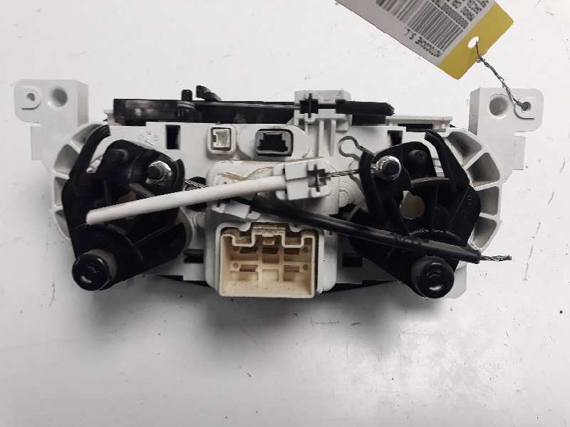 Recambio de mando calefaccion / aire acondicionado para dacia dokker ambiance referencia OEM IAM 5P3743000 260116605 