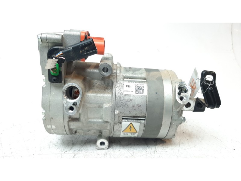 Recambio de compresor aire acondicionado para hyundai tucson referencia OEM IAM 977E1CZ000  