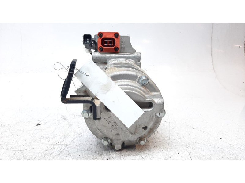 Recambio de compresor aire acondicionado para hyundai tucson referencia OEM IAM 977E1CZ000  