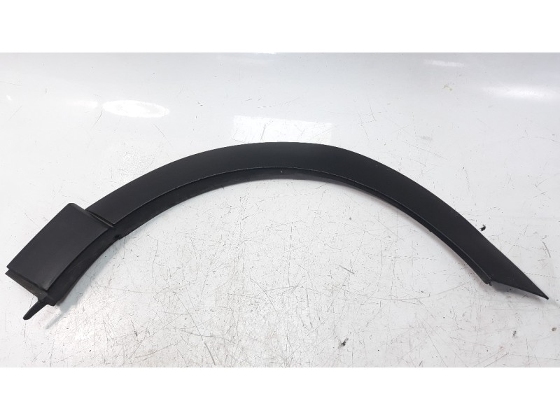 Recambio de moldura para volkswagen polo (6c1) crosspolo referencia OEM IAM 6R0853718  