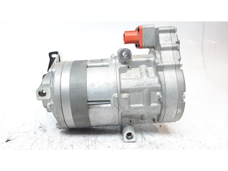 Recambio de compresor aire acondicionado para hyundai tucson referencia OEM IAM 977E1CZ000  