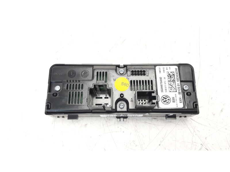 Recambio de mando climatizador para volkswagen passat lim. (3g2) 1.8 tsi referencia OEM IAM 3G0907049D  
