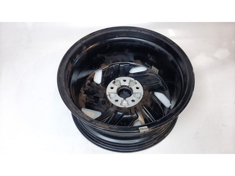 Recambio de llanta para kia sportage (nq5) drive referencia OEM IAM 52910R2160  