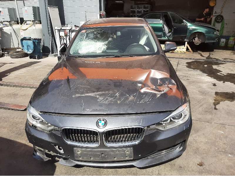 bmw serie 3 lim. (f30) del año 2013