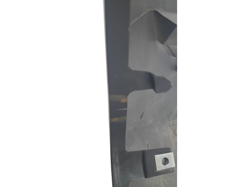 Recambio de moldura para honda pcx 125 referencia OEM IAM 64432K1ZJ100  