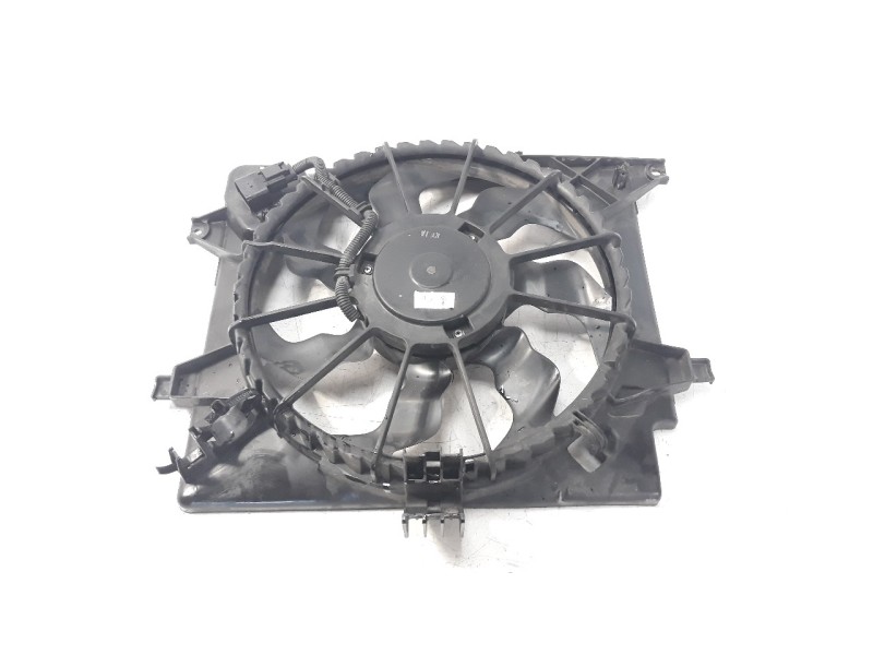 Recambio de electroventilador para kia cee´d 1.4 crdi cat referencia OEM IAM 25304A6810  