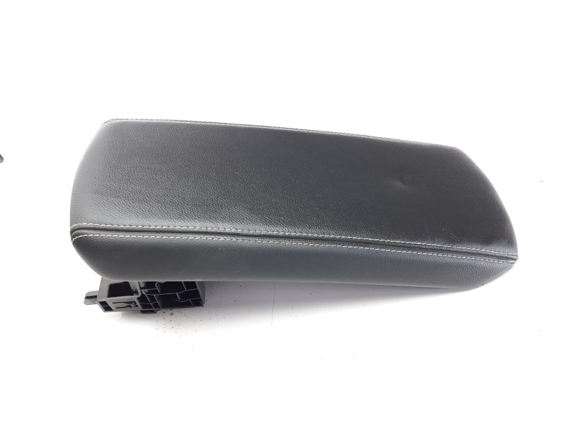 Recambio de apoyabrazos central para renault scenic iv grand edition one referencia OEM IAM 969104234R  
