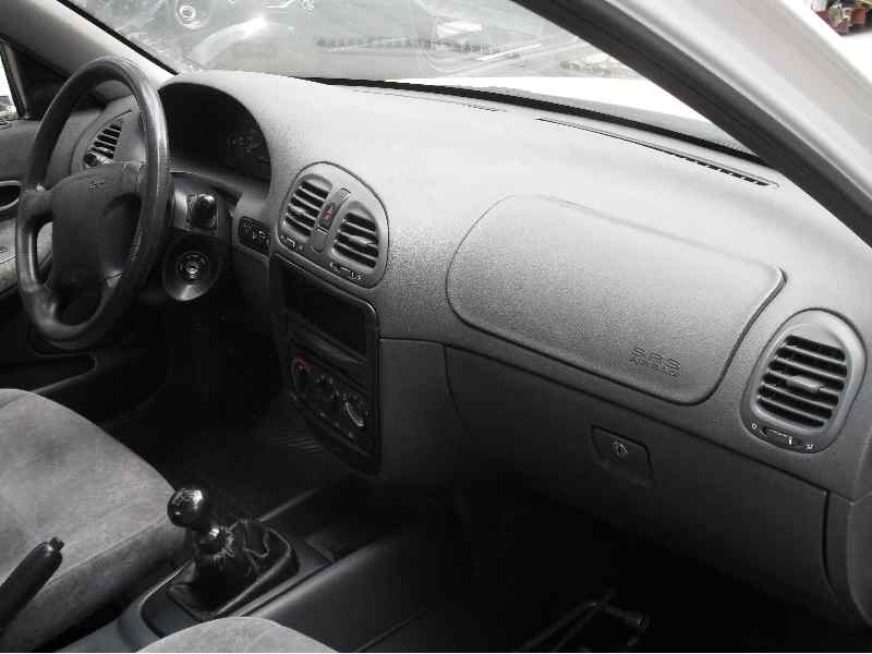 daewoo nubira berlina del año 1998