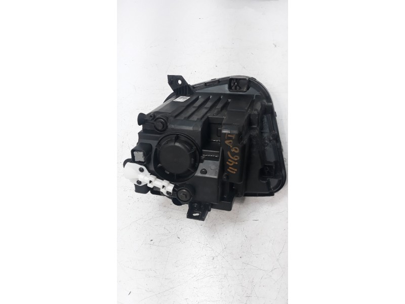 Recambio de faro izquierdo para hyundai tucson referencia OEM IAM 92101N7100  