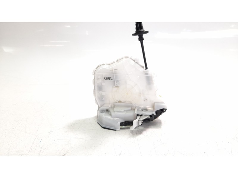 Recambio de cerradura puerta delantera derecha para mazda 3 berlina (bp) referencia OEM IAM BDMC58310B  